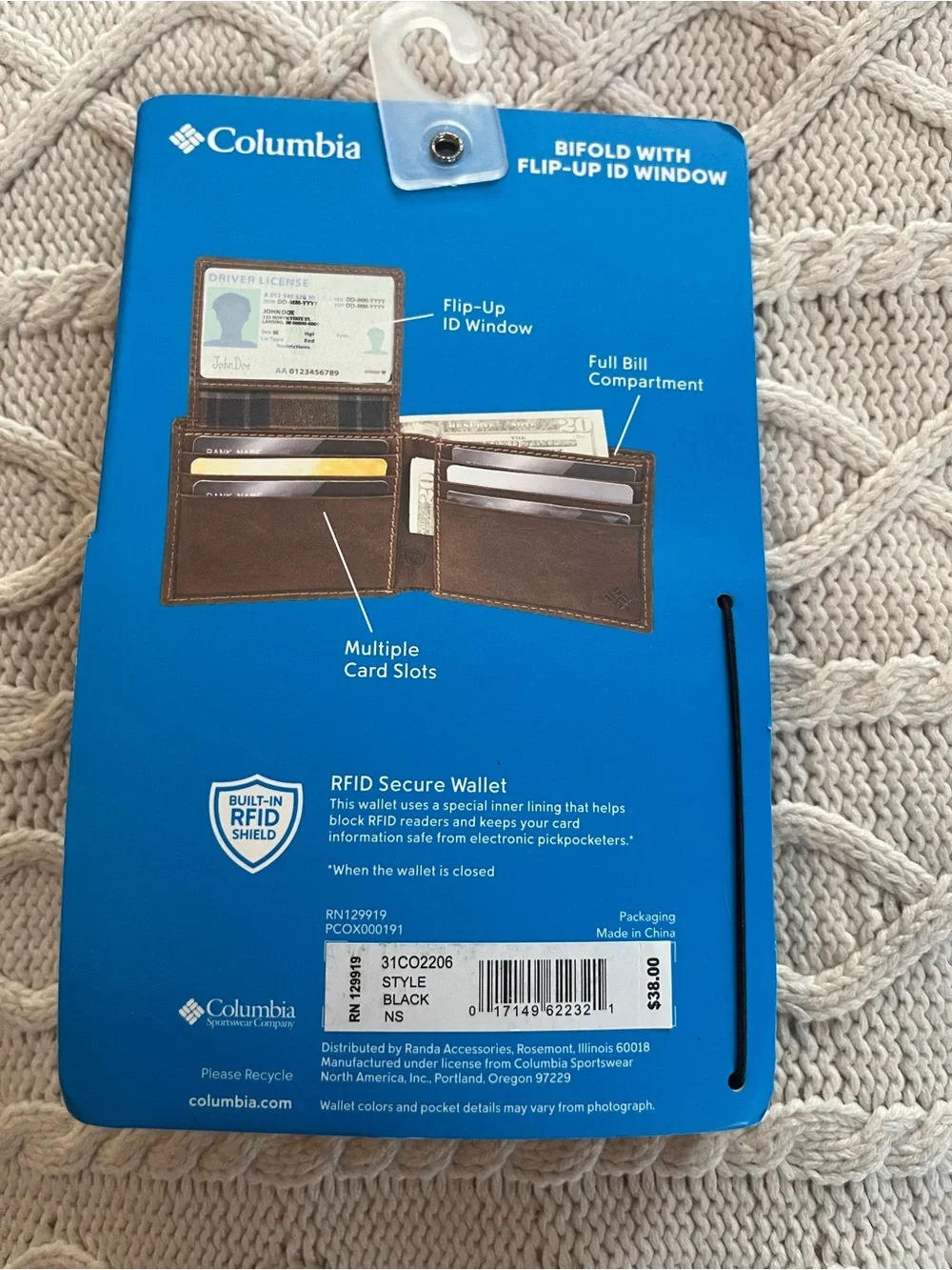Columbia Black Bi-Fold Wallet Flip Up ID Window Brand New in Package